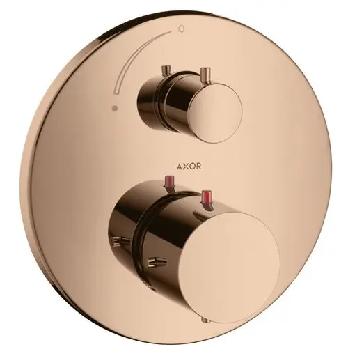 Thermostat mit zwei Reglern auf einer runden, glänzenden Oberfläche, beschriftet mit AXOR. Farbcodierte Anzeiger für Temperatur- und Wasserabsperrung.